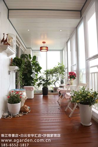 封闭式阳台装修效果图