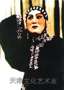 主要彩隽嘶是赘鸨,依仗权势, 横行乡里,长街纵马,将王老汉撞伤,并将