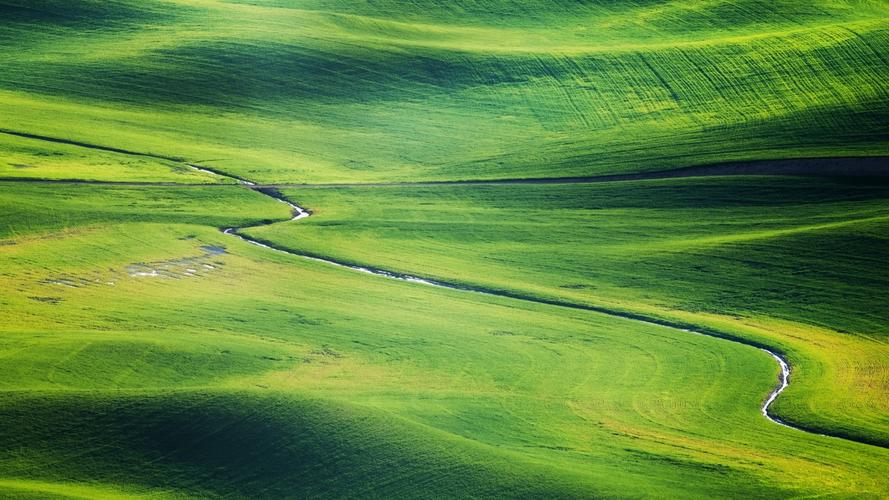桌面壁纸 风景 风光其他 > 高尔夫球场图片大全 没有下组图了  特别