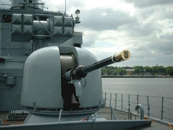 中国054a级护卫舰选用76舰炮强化防空反导能力图文详解(7)