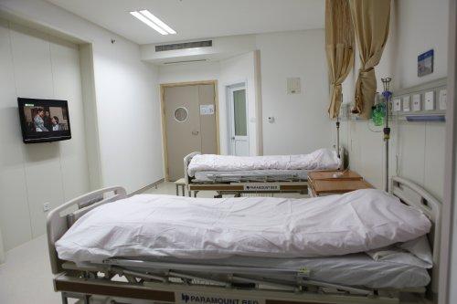 江苏省江阴市人民医院 我院新病房大楼开始试运行