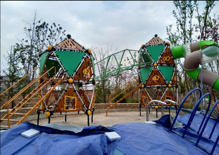 成纪公园建设五大重要区域30余种儿童,健身设施 六月初将完工