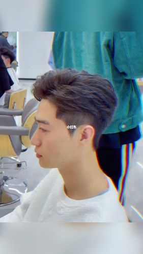 男生吃土也要尝试的发型(109)港风三七分_发型_三七分