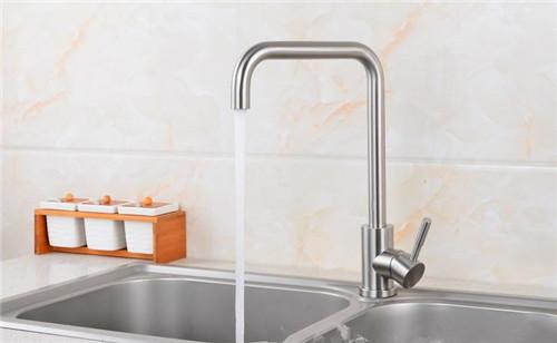 为什么水龙头会响