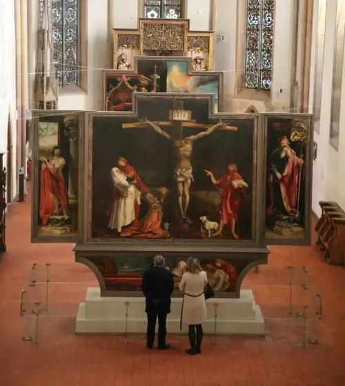 《伊森海姆祭坛画》(德国文艺复兴艺术中独放异彩的一大杰作,采用了