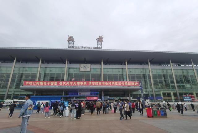 我又去了趟 成都火车北站