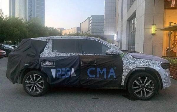 采用三联屏设计 吉利kx11内饰实图曝光