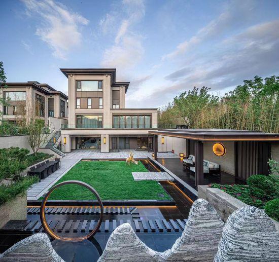 中建国望府&诸葛找房专场豪宅圆桌派举行