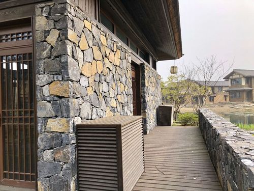 天然毛石户外墙砖爱尔兰灰垒墙乱石文化石不规则乱石毛石挡墙板岩