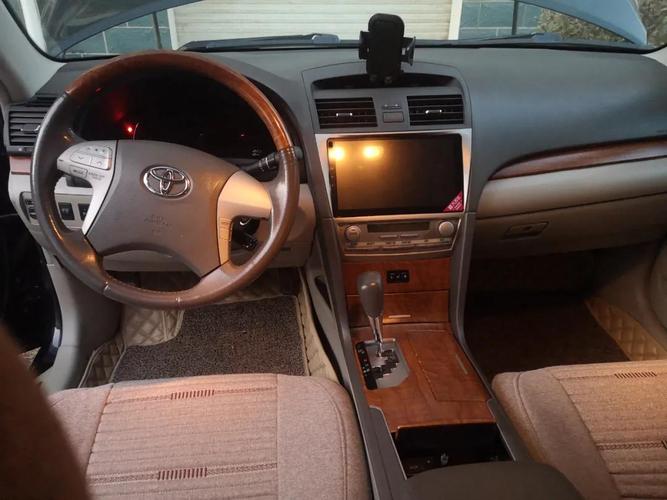 来到黄河入海口终于淘到一台桃木内饰的凯美瑞要的就是这一款