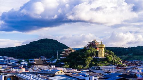 独克宗月光古城