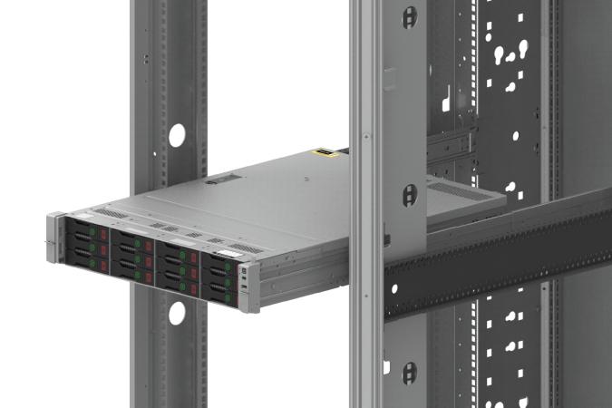 在机架中安装服务器