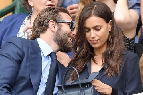 如今伊莲娜和库珀的感情早已经非常稳定,两人的孩子也在2017年4月出生