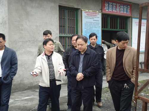 市公安局党委委员,副局长,调研员毛建祥 副局长李长跃深入桂阳县督查
