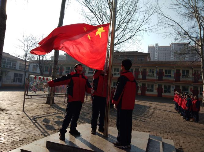 英杰(聚英汇杰)之升旗仪式