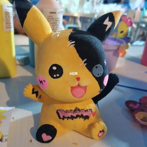 皮卡丘涂色_皮卡丘_彩绘_石膏娃娃彩绘_人文_绘画