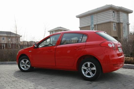 华晨中华两厢骏捷frv 3月31日沈阳下线