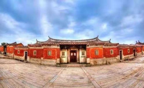   闽南古厝 >〔注〕文/刘祖荣 〔香港〕制作 冰心*幽蓝【冰心文化传媒