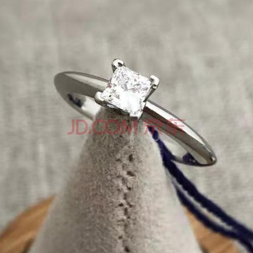 99新蒂芙尼tiffany经典四爪公主方形钻戒033克拉戒指女戒