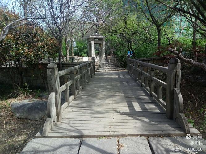 腊山河公园印象