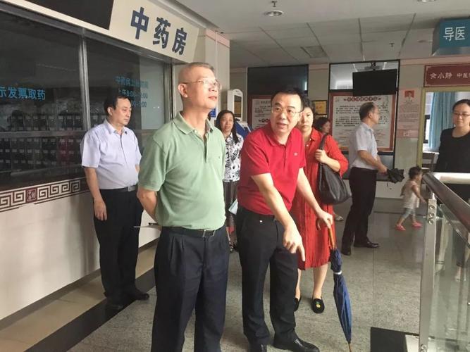 禅城区副区长刘飞虎到我院调研