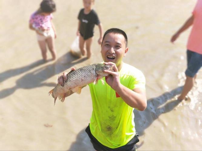 磐安:浑水摸鱼大作战 非遗小吃吃到爽