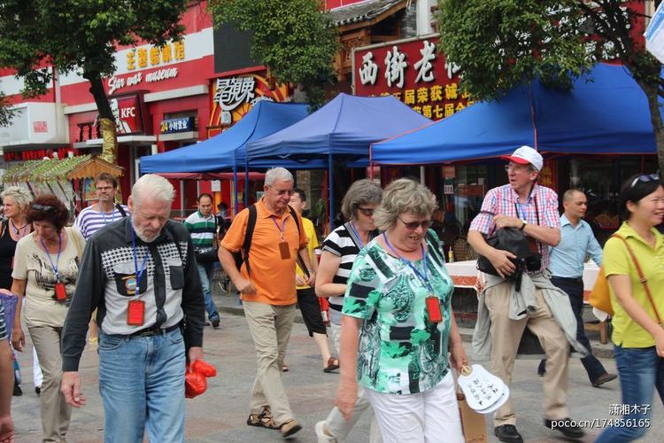 标题:阳朔西街的老外们