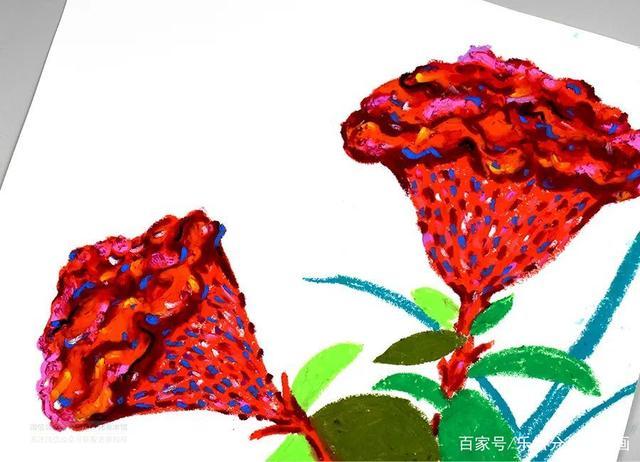 以油画棒的色块的铺陈和点状笔触的涂抹,塑造出美丽绚烂的鸡冠花,锻炼