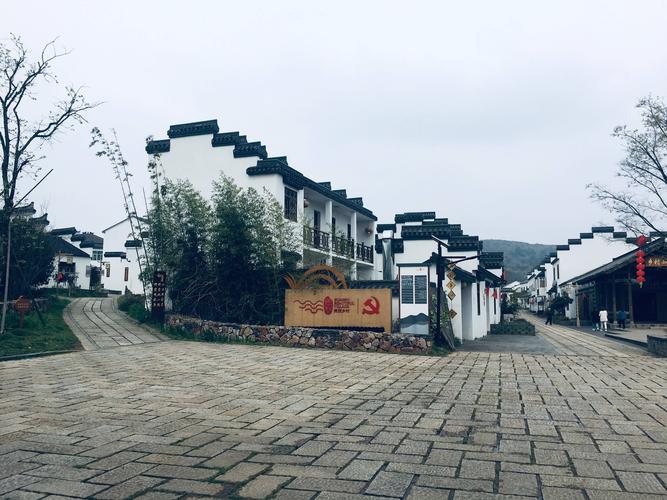 托班亲子游——《华墅村》