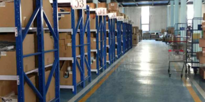 ①扎实的知识体系与熟练的技能操作:精通仓储管理类知识,如各类仓库