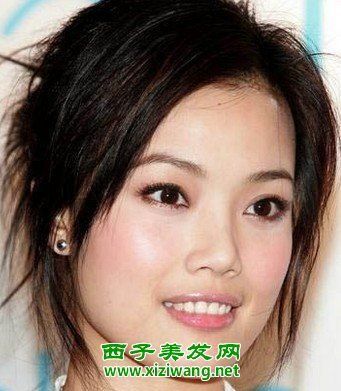 国字脸女明星适合的发型图片