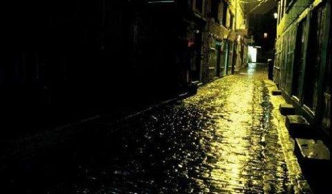 秋雨夜_青春诗歌_日记大全_伤感日志文章_散文句子故事_美文亭