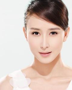 明星 胡静  胡静,女,大陆演员,1978年11月13日出生,云南昆明人.