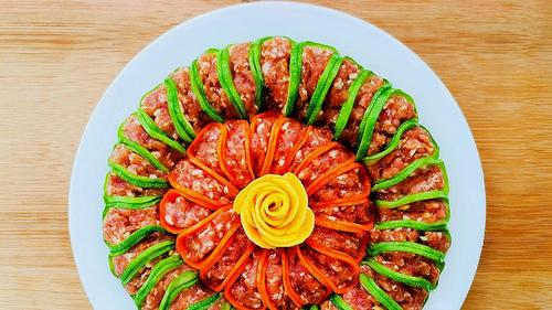 年夜饭这样做简单又漂亮,寓意好美满幸福,上桌抢着吃汤汁都不剩