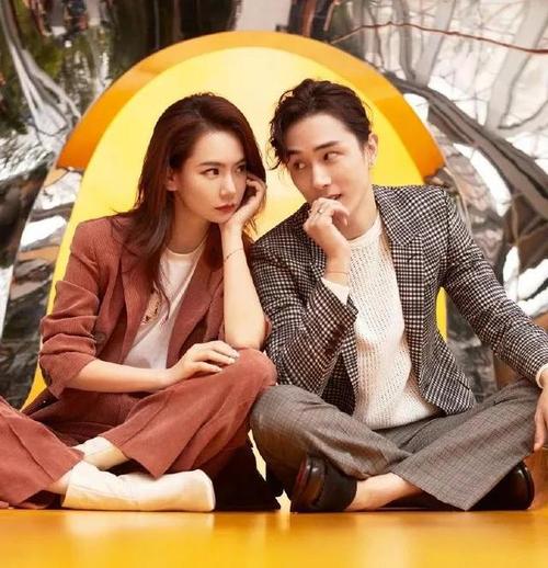 戚薇李承铉限制级表演亮相舞台,婚姻保鲜秘籍不过这两