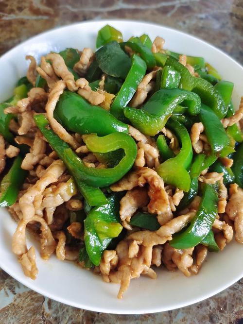 青椒炒肉丝