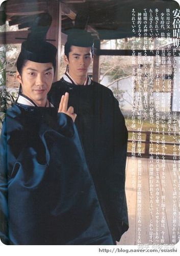 迷上野村万斋,缘于《阴阳师》电影,狂言世家出身的野村万斋就是随便