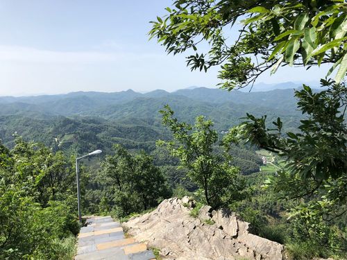 霍山县小南岳山