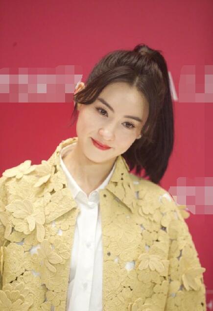 张柏芝生图惊艳众人 不惧高清镜头皮肤细腻状态佳