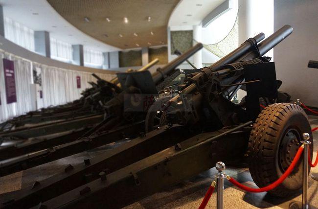 二战美军的头号重锤m1a1型155毫米榴弹炮:萨沙的兵器图谱第226期