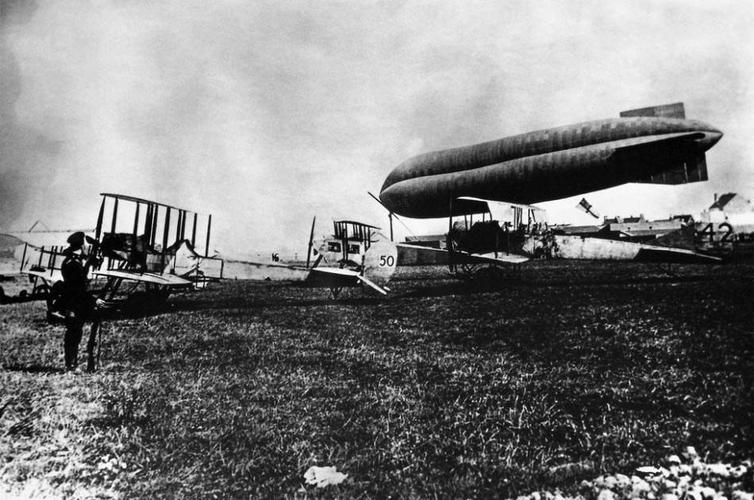 伊普雷毒气战,日军自杀式攻击,堪称战争史上最丧心病狂的战术