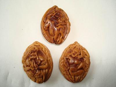 桃核的雕刻步骤
