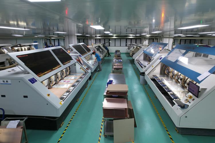 钻孔车间-珠海市科晶隆精密电路科技有限公司