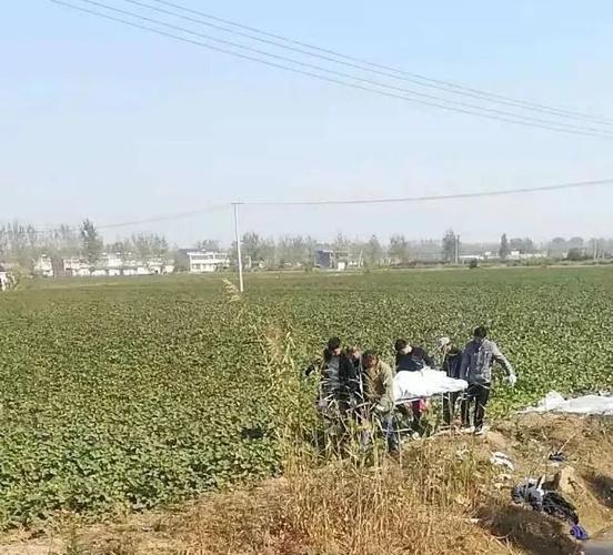 泗县刘圩小沟里打捞出一具老年男性尸体