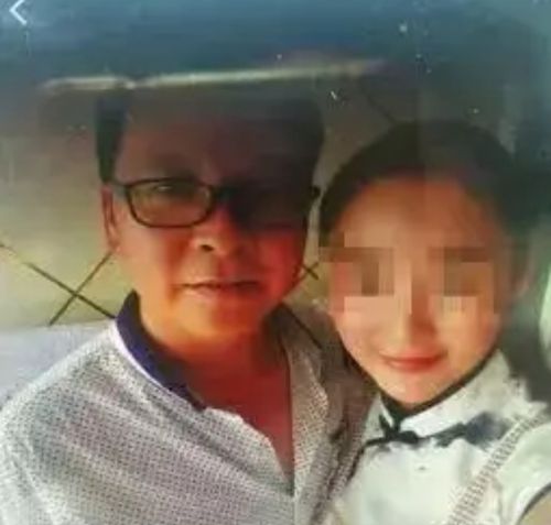 原创当庭未判太原男子搭讪被拒刺死女大学生未满十八岁曾吸毒持刀砍人