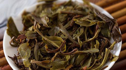 茶叶渣:制成杂粮油茶汤