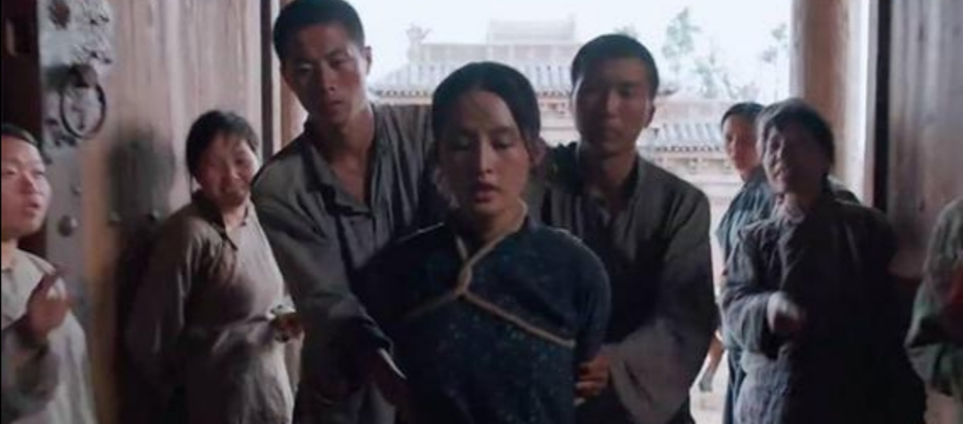 《白鹿原》:厨房交流惹祸端,二师兄大骂敞口货,芒娃抢了黑牡丹