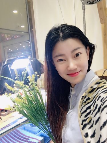 28岁未婚女征婚照片(id:1373960018)_山东潍坊征婚