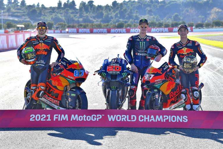 motogp2021各级别世界冠军的大合照