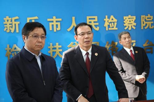 新乐市委书记,市人大常委会主任李志勇一行到我院视察